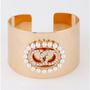 Jeweled open cuff